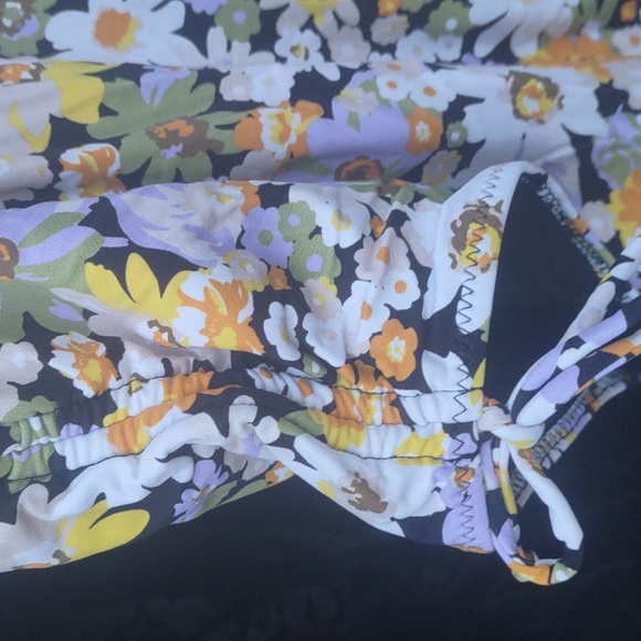 Mango floral Swimsuit one-piece L - Picture 5 of 5